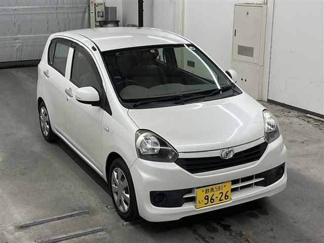 65178 DAIHATSU MIRA E S LA300S 2013 г. (MIRIVE Saitama)